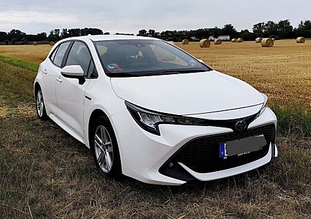 Toyota Corolla 1.8 Hybrid Business Edition