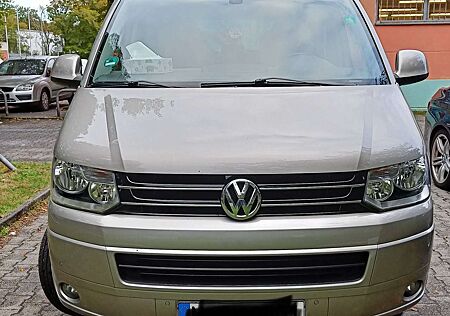 VW T5 Multivan Volkswagen Multivan Kurz Comfortline