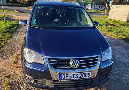 VW Touran Volkswagen 2.0 TDI Highline