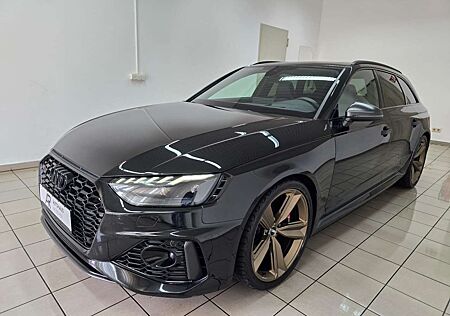 Audi RS4 Avant 2.9 TFSI qu. Exclusive Dynamik Carbon RS AGA