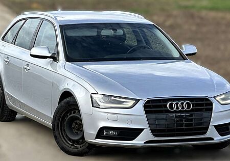 Audi A4 Avant Ambiente Automatik Navi SHZ Xenon PDC