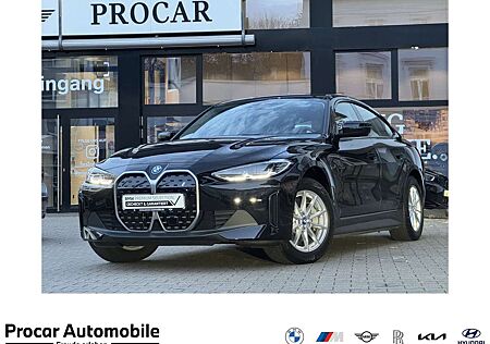 BMW i4 eDrive40 LED Navi PA RFK PDC Tempo. Standh.