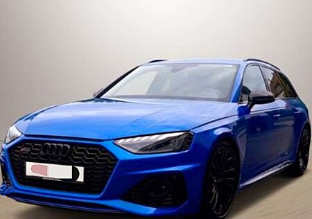 Audi RS4 Avant quattro tiptronic