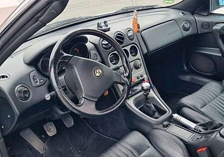 Alfa Romeo Spider 2.0 JTS Medio