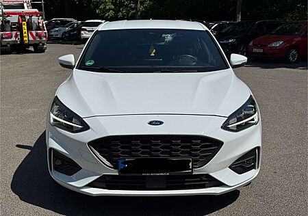 Ford Focus ST-Line