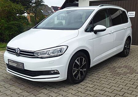 VW Touran Volkswagen 2.0 TDI SCR DSG Highline // LED-SCHEINWERFER//NAVI