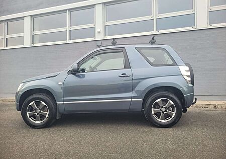 Suzuki Grand Vitara 1.6 Club 4x4 Nur 100 Tkm-AHK-3 Türig !