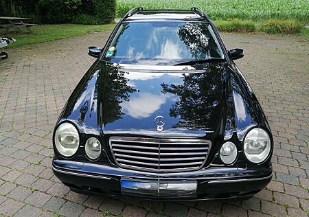 Mercedes-Benz E 280 E-Klasse T Avantgarde
