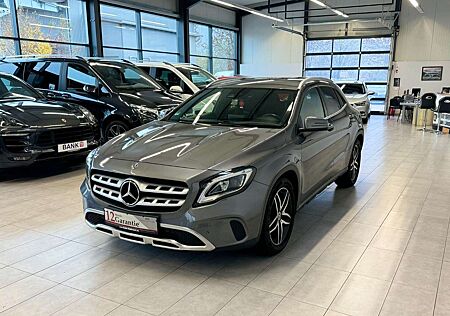 Mercedes-Benz GLA 200 *Navi*Klima*LED*PDC