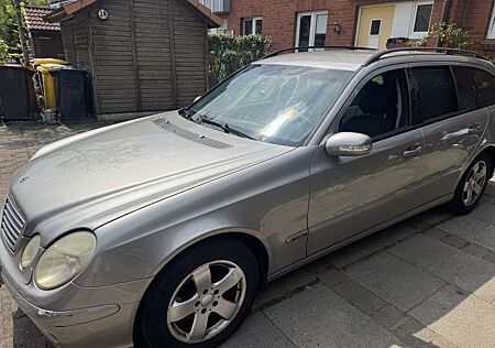 Mercedes-Benz E 220 T CDI Automatik Classic TÜV 12/2025