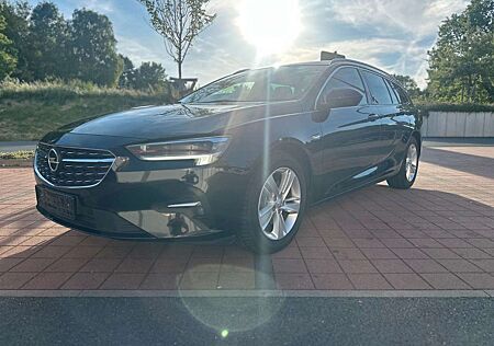 Opel Insignia B Sports RFK AHK TOT SPUR NAVI T.LEDER