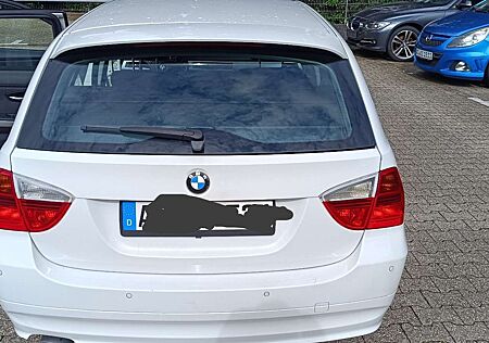 BMW 320i 320 Touring