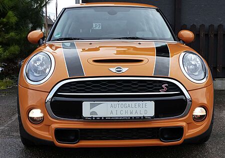 Mini Cooper SD ,HUD,Nav,PDC TOP,1.HD