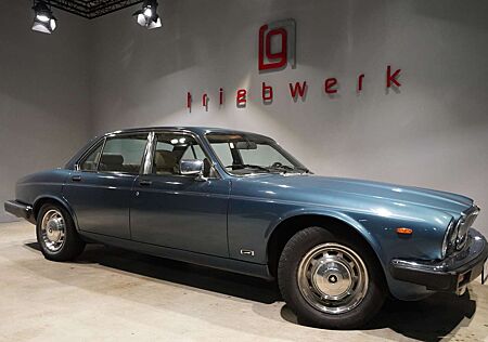 Jaguar XJ 4.2-BRD-FZG-Auslieferung Becker-Scheckheft -