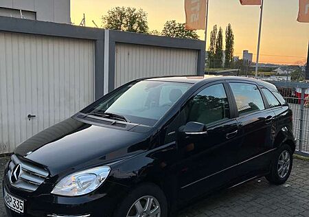 Mercedes-Benz B 170 NGT BlueEFFICIENCY