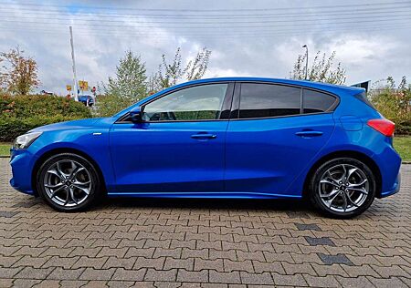 Ford Focus 1.0 EcoBoost ST-Line