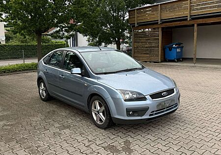 Ford Focus 1.6 16V Sport, TÜV&Service NEU! Scheckheft