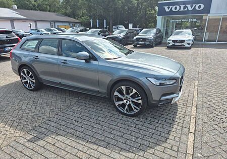 Volvo V90 Cross Country Pro D4 AWD