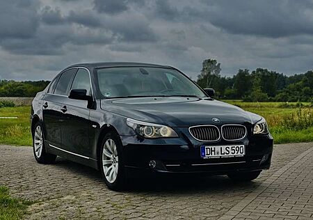 BMW 523I 523 E60 LCI **FAST VOLLAUSSTATTUNG* PREIS VB