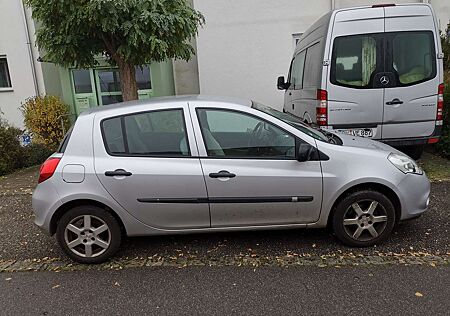 Renault Clio 1.2 16V Expression