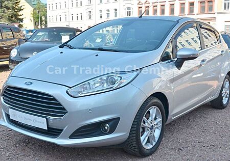 Ford Fiesta Titanium Klima Sitzheizung Tüv neu