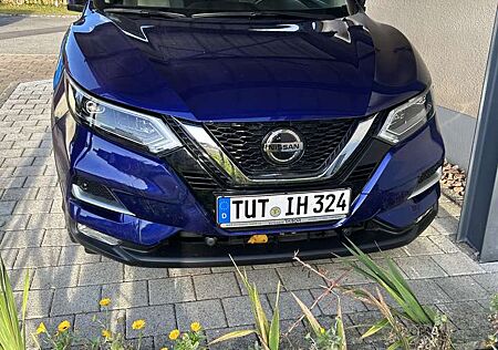 Nissan Qashqai gebraucht kaufen Nissan Qashqai 1.3 DIG-T TEKNA