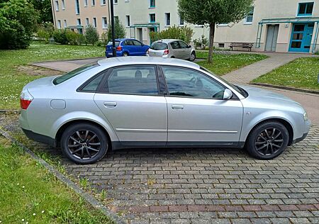 Audi A4 2.0 B6 Tüv 2026/12