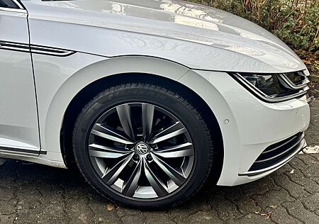 VW Arteon Volkswagen 2.0 TDI SCR DSGElegance