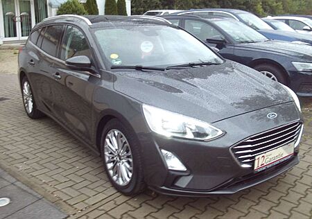 Ford Focus Turnier Titanium