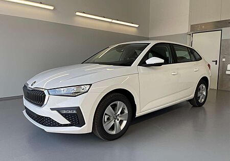 Skoda Scala 115PS DSG GV5+AHK+Alu16+PDC+Sitzheizung+App-Con...