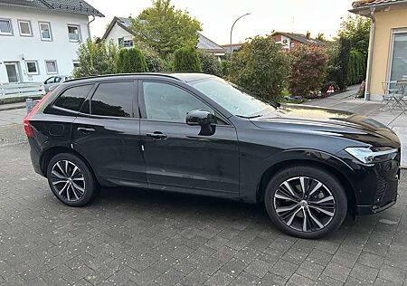 Volvo XC 60 XC60 XC60 B4 D PlusDark,Pano,fast Vollaus., MwSt awb.