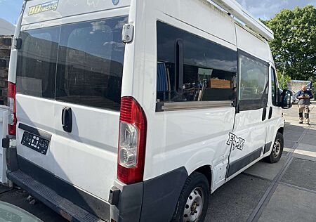 Peugeot Boxer HDi 333 L2H2