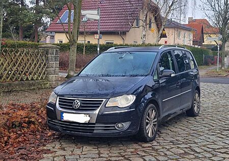 VW Touran Volkswagen 1.4 TSI Highline