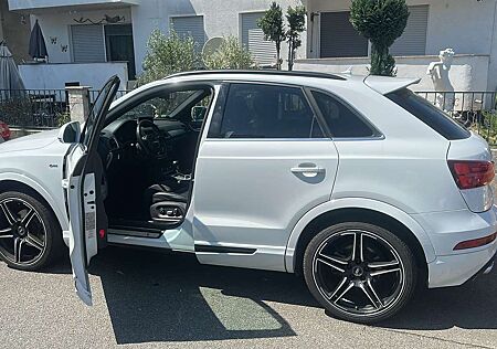Audi Q3 2.0 TDI quattro S tronic sport