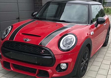 Mini Cooper S Sport-Aut. Seven Chili