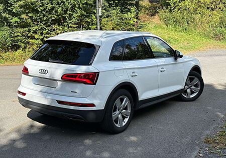 Audi Q5 2.0 TDI Quattro 360 Kamera Virtuelles Cockpit