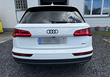 Audi Q5 2.0 TDI Quattro 360 Kamera Virtuelles Cockpit