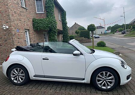 VW Beetle Volkswagen Cabrio Weiß TOP-Zustand