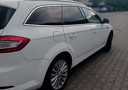 Ford Mondeo Turnier 2.2 TDCi Aut. Titanium