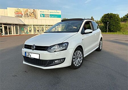 VW Polo Volkswagen 1.2 TSI XENON PANODACH SHZ PDC