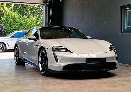 Porsche Taycan Panorama*Kamera*CarPlay*Navi*