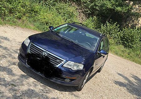 VW Passat Volkswagen 2.0 TDI DPF Trendline Preis VB