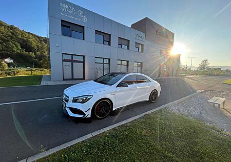 Mercedes-Benz CLA 45 AMG AMG CLA 45 4Matic AMG Speedshift DCT 7G