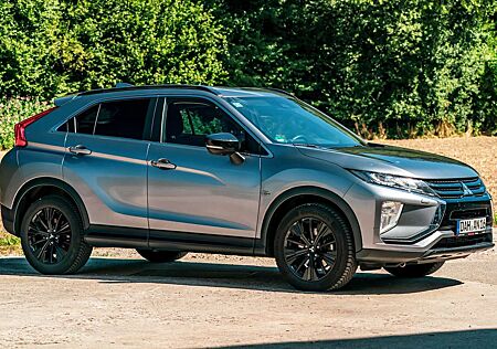 Mitsubishi Eclipse Cross Active+ 4WD Line Assist 360Kamera Distronik Winter