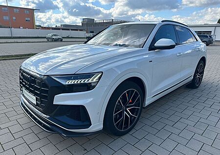 Audi Q8 50 TDI Q/Pano/Allradlenkung/Head-Up/B&Olufsen