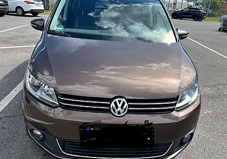 VW Touran Volkswagen 1.4 TSILife