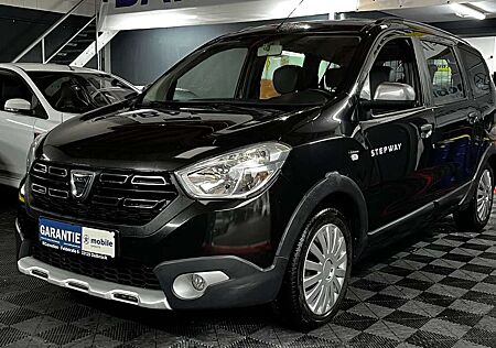 Dacia Lodgy Stepway Celebration AHK/ Rückfahrkamera