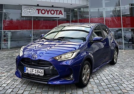 Toyota Yaris 1.5 Hybrid Teamplayer *Comfor-Paket*