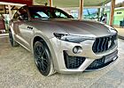 Maserati Levante Modena S Carbon NP:155.820,-Euro voll