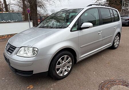 VW Touran Volkswagen Trendline 2.0 TDI 103 KW Automatik AHK
